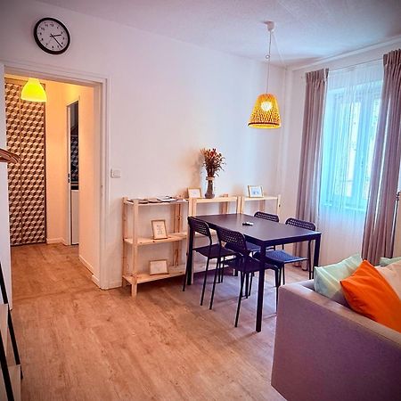 Apartment 50M2-Free Private Parking-Self Check In !! Appartement 50M2 Intramuros-Parking Prive Gratuit-Arrivee Autonome!! أفينيون المظهر الخارجي الصورة